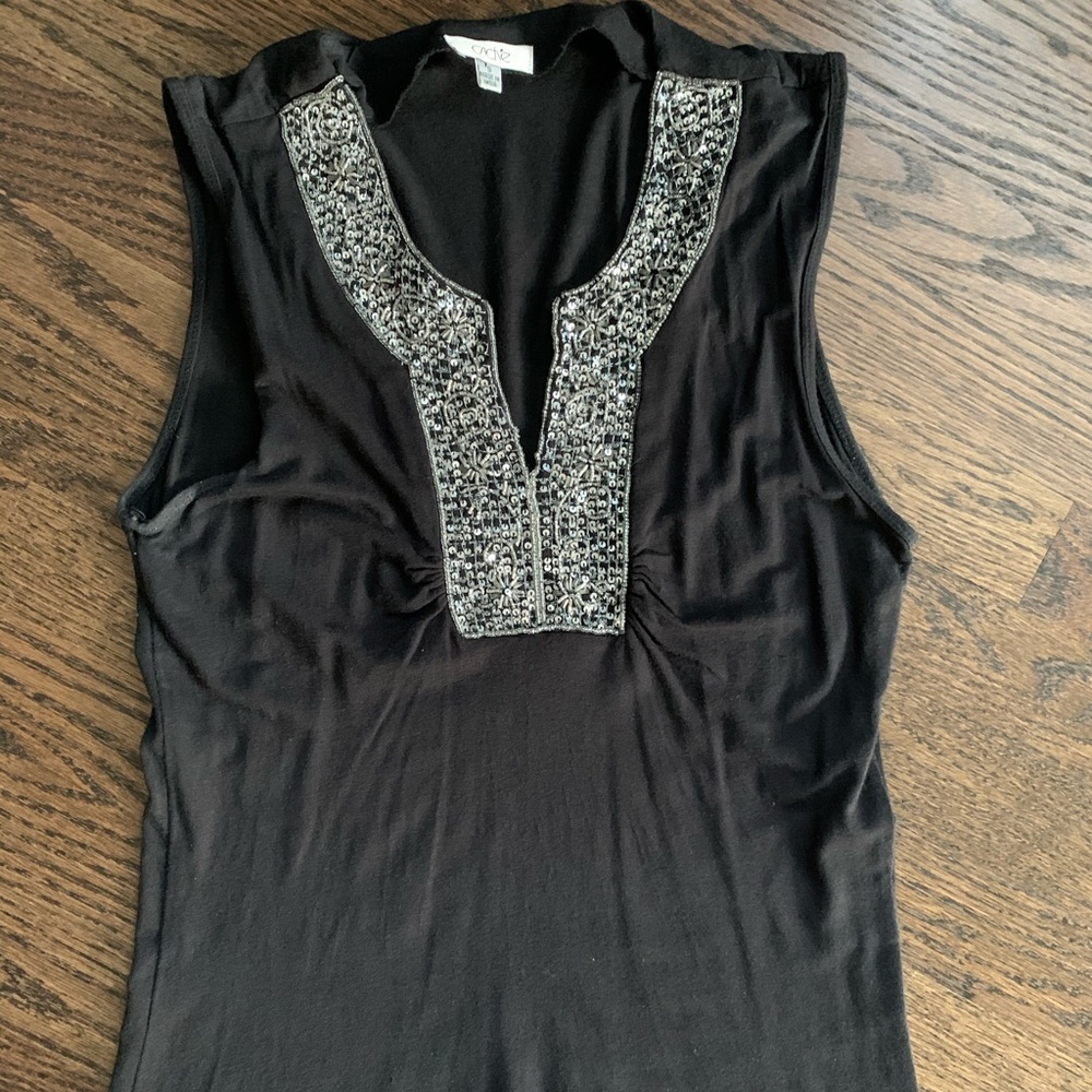 Sequin cache shirt